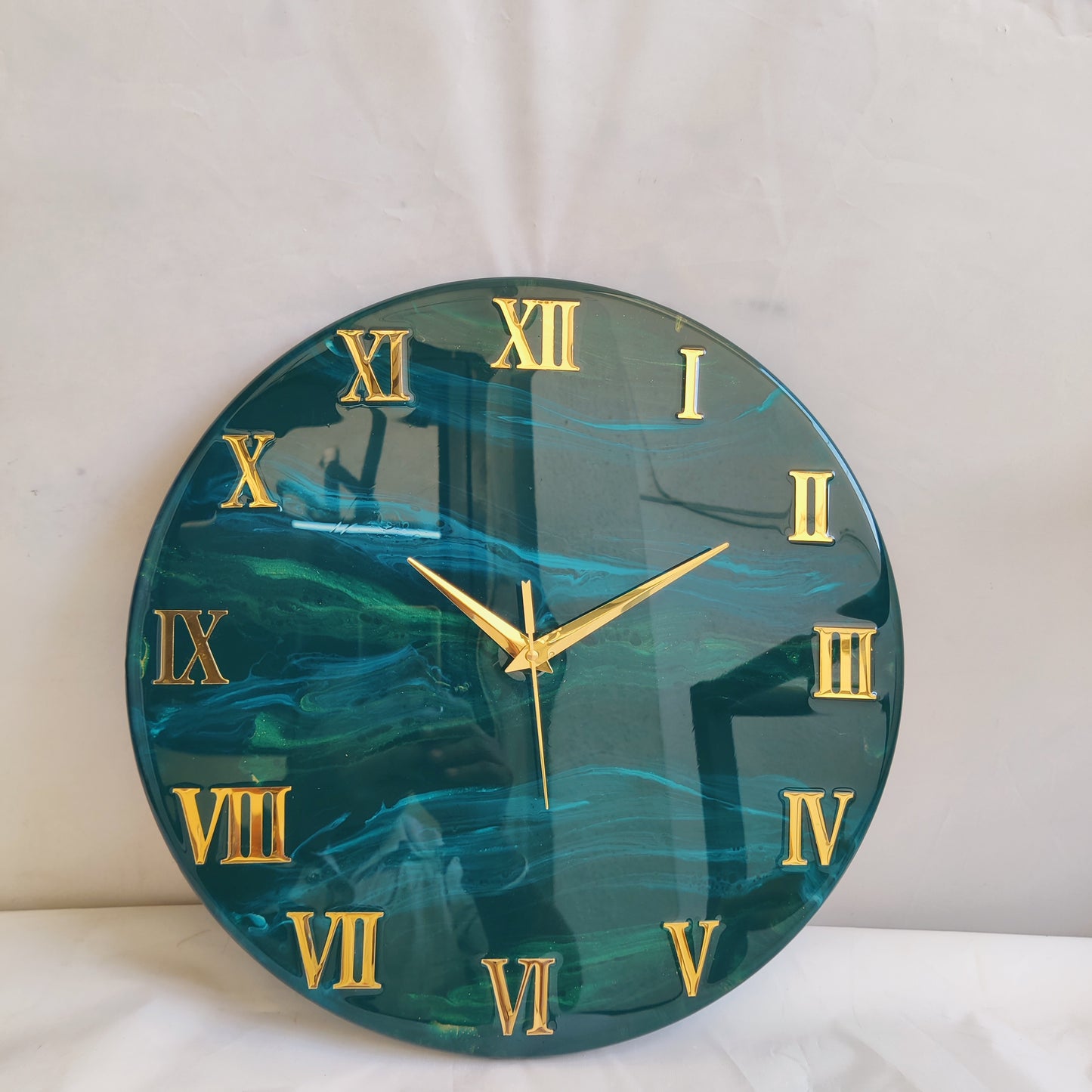 Jungle Green The luxury ResinArt Resin Wall Clock