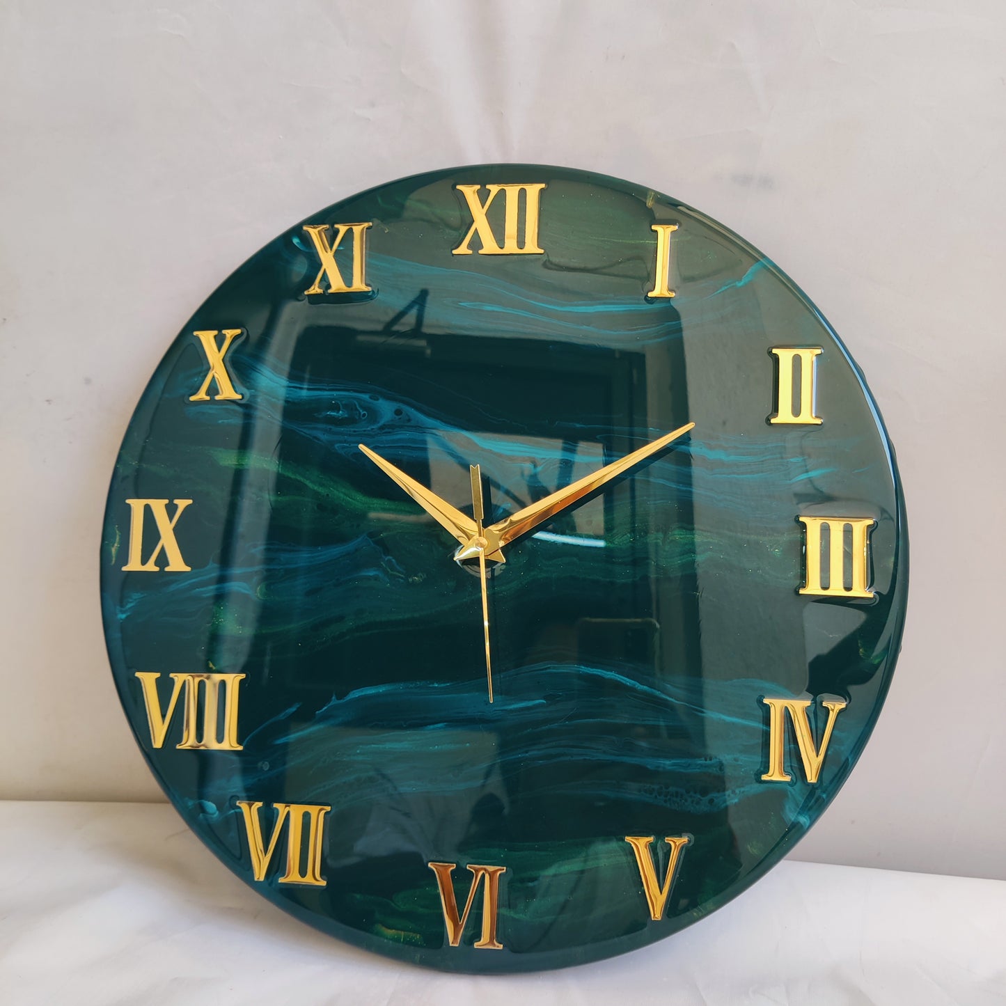 Jungle Green The luxury ResinArt Resin Wall Clock