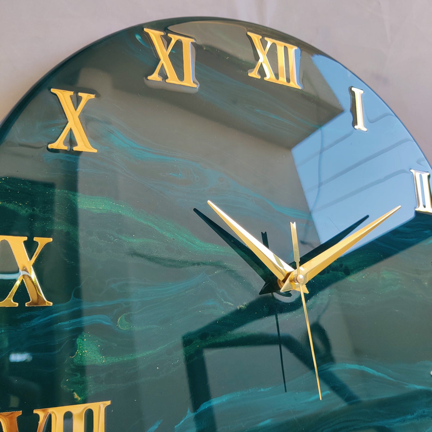 Jungle Green The luxury ResinArt Resin Wall Clock