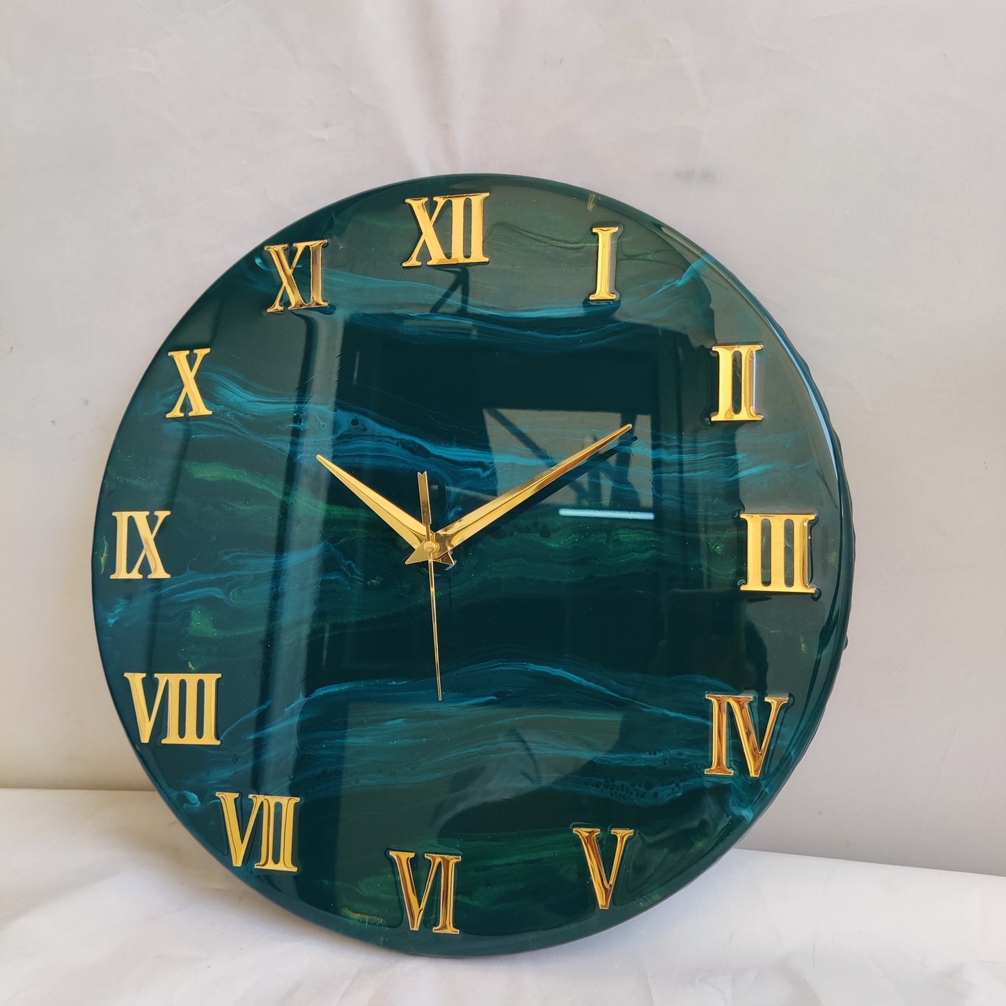 Jungle Green The luxury ResinArt Resin Wall Clock