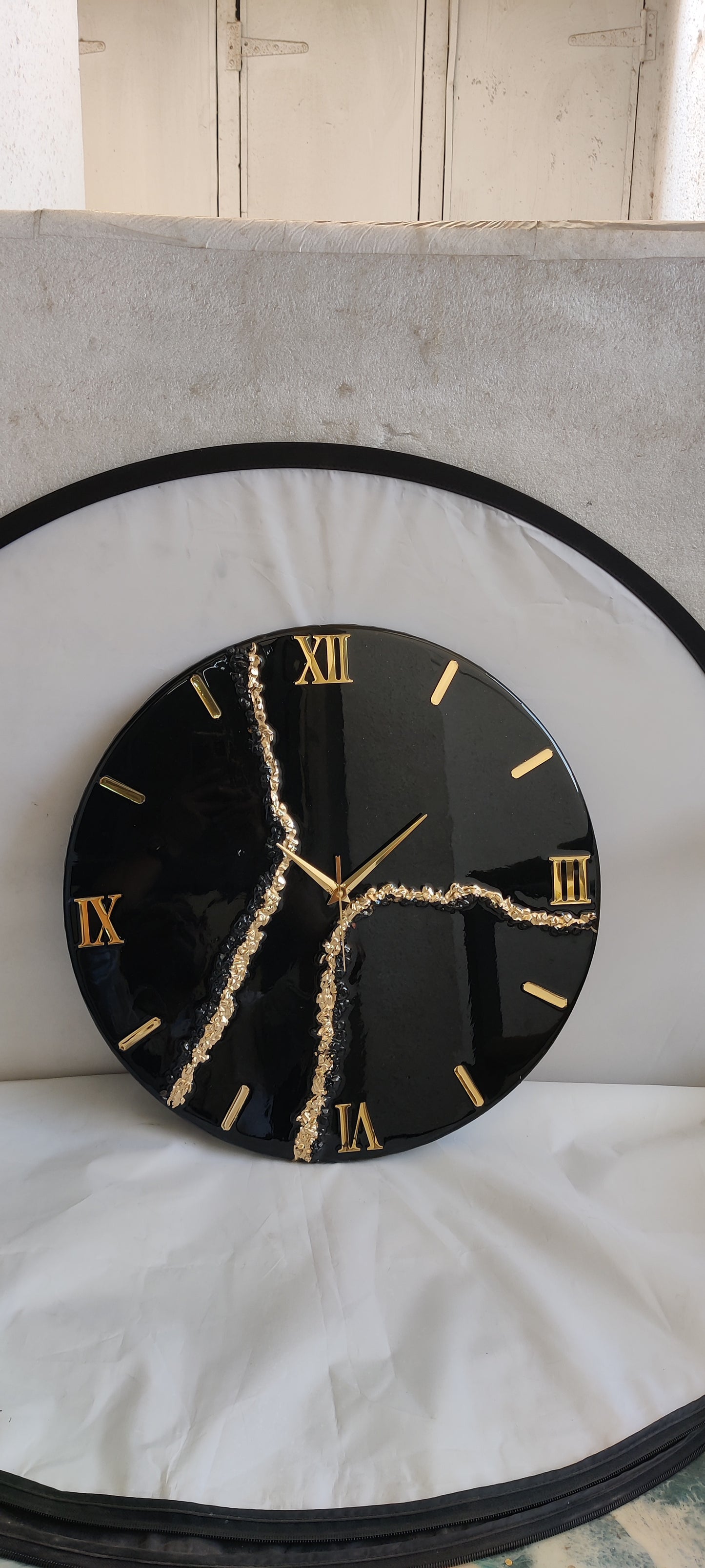 Intense Black The luxury ResinArt Resin Wall Clock