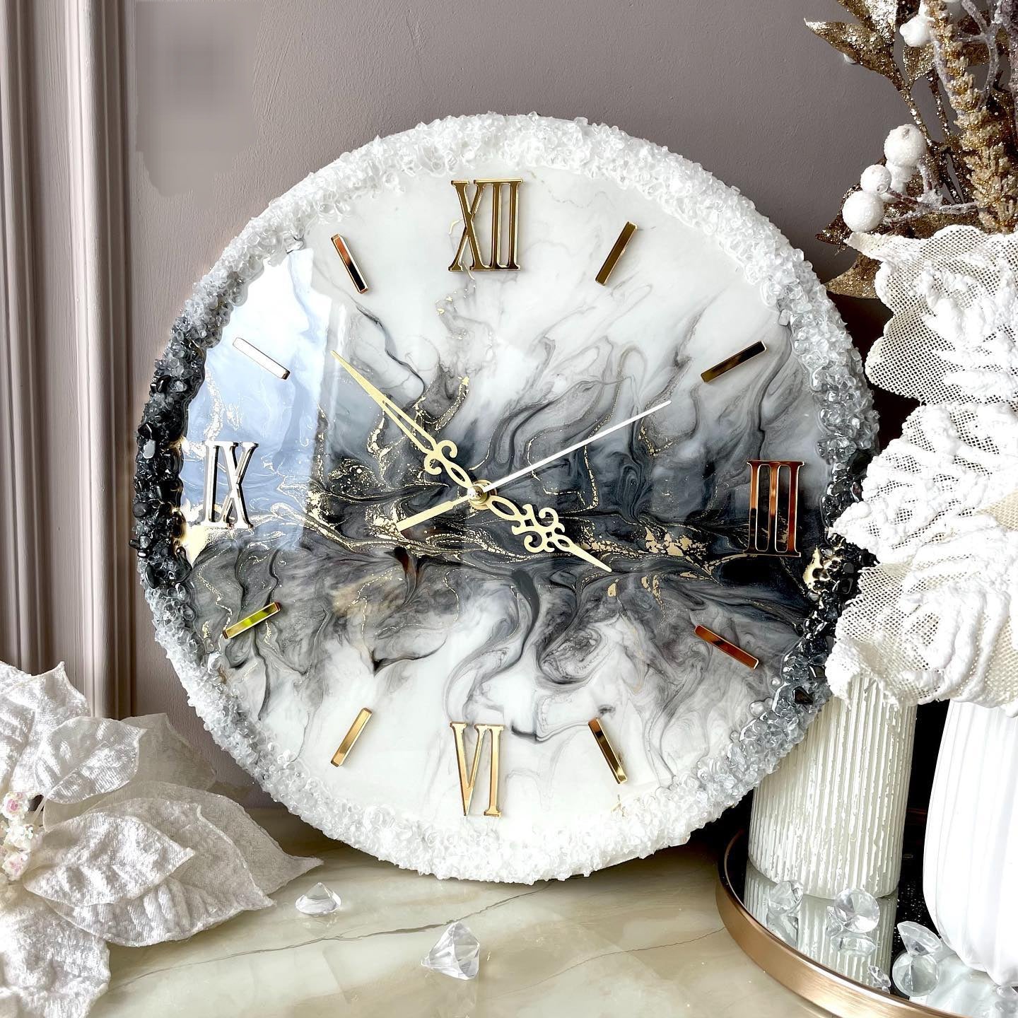 Black And White The luxury Resinart Resin Large Wall Clock (27 Inches)