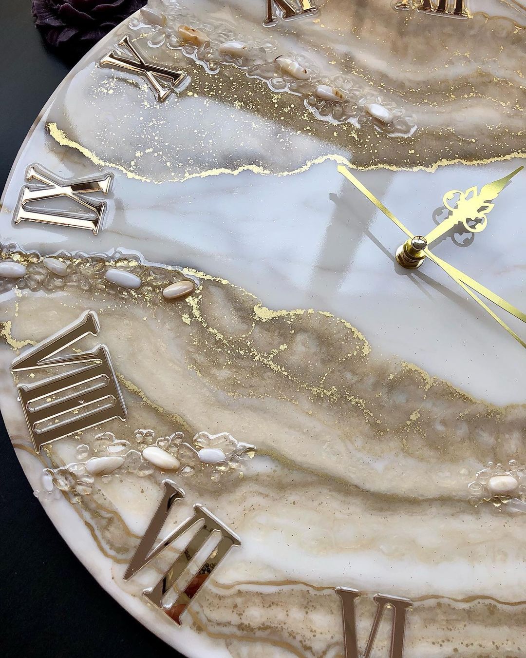 Pearl sand with Gold Effect Resin Wall Clock