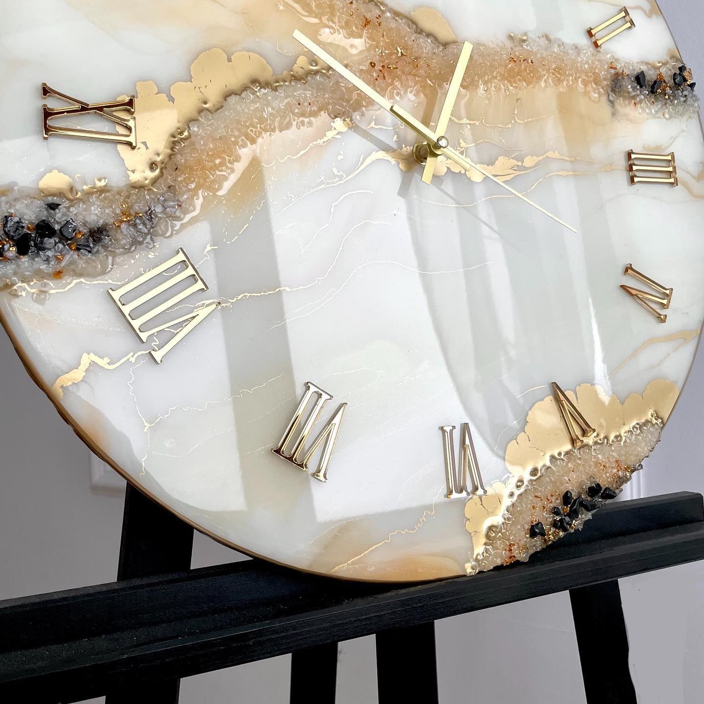 Almond White The luxury Resinart Resin Wall Clock