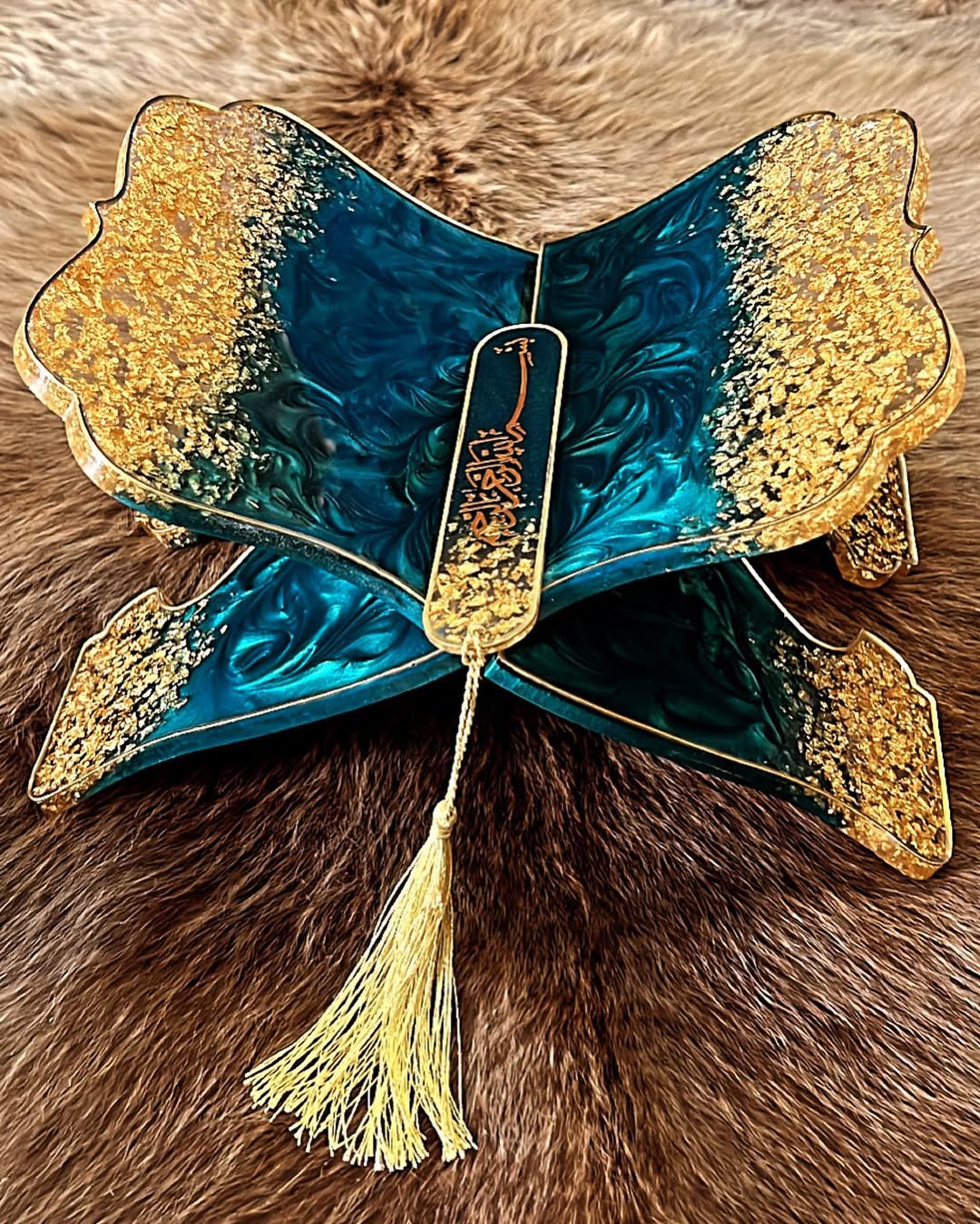 Peacock Green & Gold Book Holder Resin (Rehal)