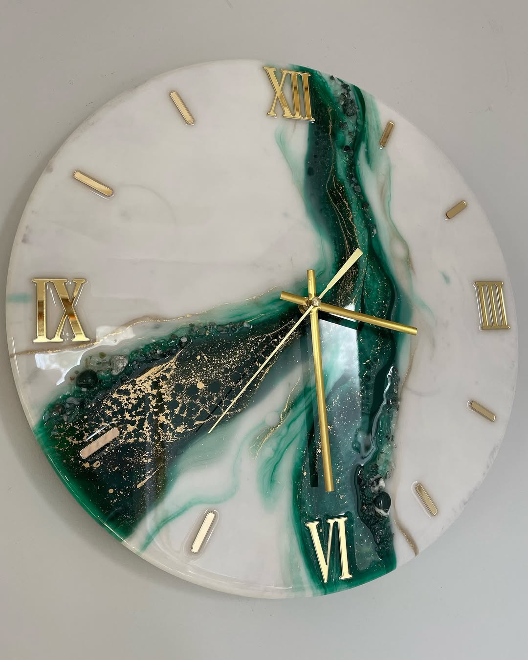 Cream With Green The luxury ResinArt Resin Wall Clock