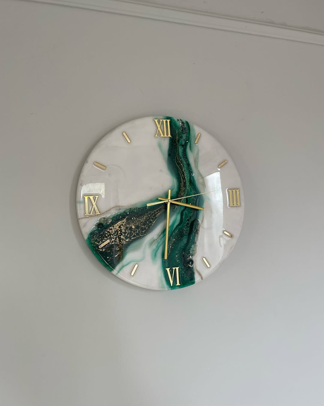Cream With Green The luxury ResinArt Resin Wall Clock