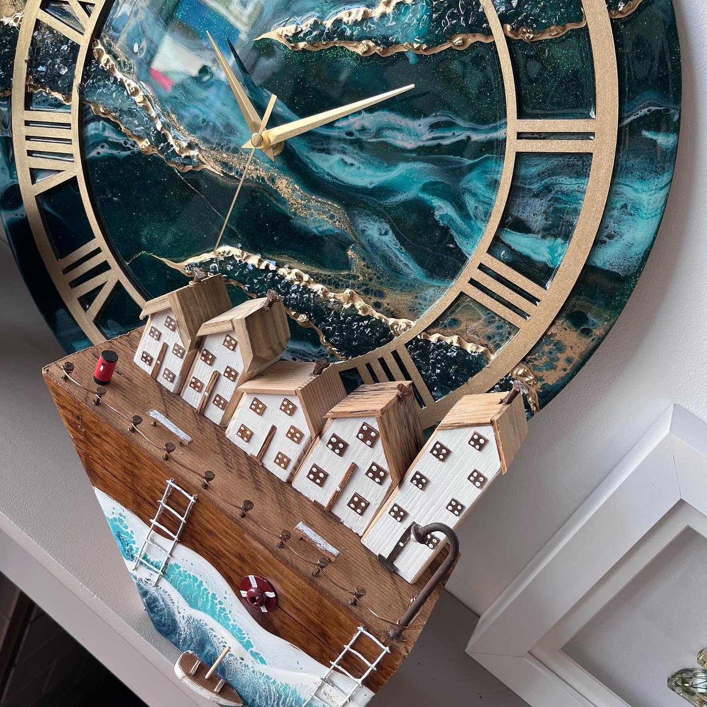 Buy Shiny Ocean With Stones | Epoxy Resin Wall Clock